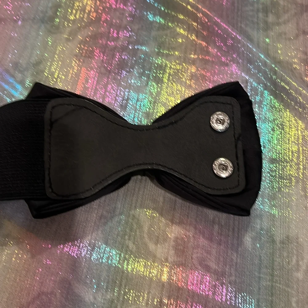NWOT Children’s Bow tie Belt